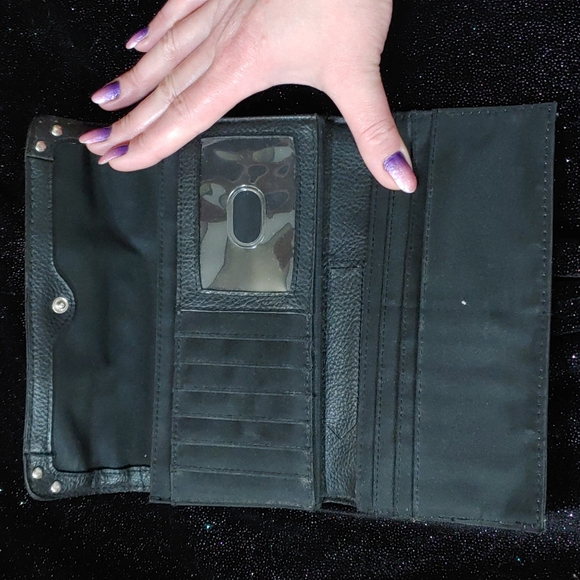 Sophia Caperelli Large Wallet - Picture 10 of 15